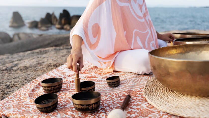 Sonido y meditación_ la conexión entre cuencos y mantras