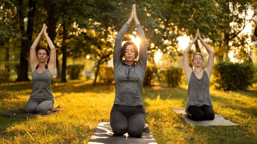 Yoga y música_ Retiro mujer despierta